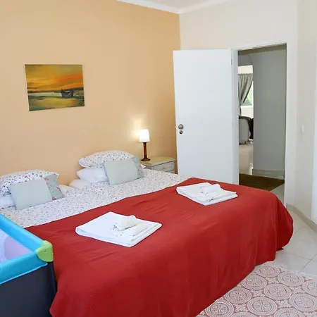 Mejuri - Close To Carvoerio And Lagoa Villa