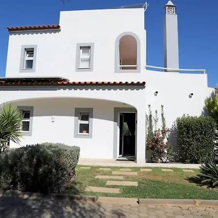 Willa Mejuri - Close To Carvoerio And Lagoa Albufeira